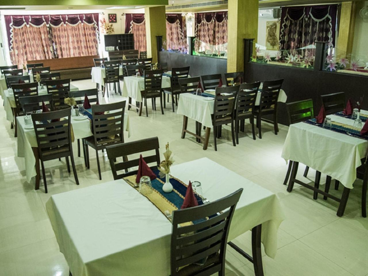 Hotel Sunshine Baharampur 外观 照片
