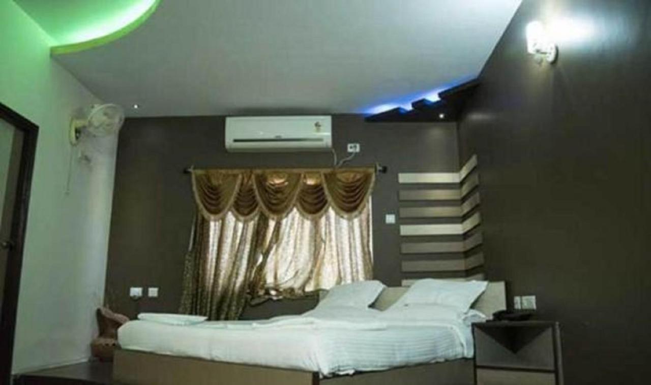 Hotel Sunshine Baharampur 外观 照片